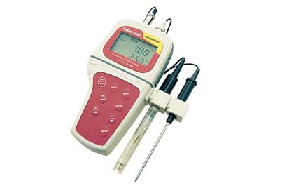CyberScan pH 310 with probes