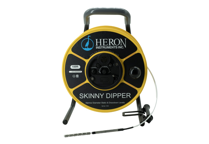 SKINNY DIPPER Narrow Diameter Water Level Meter